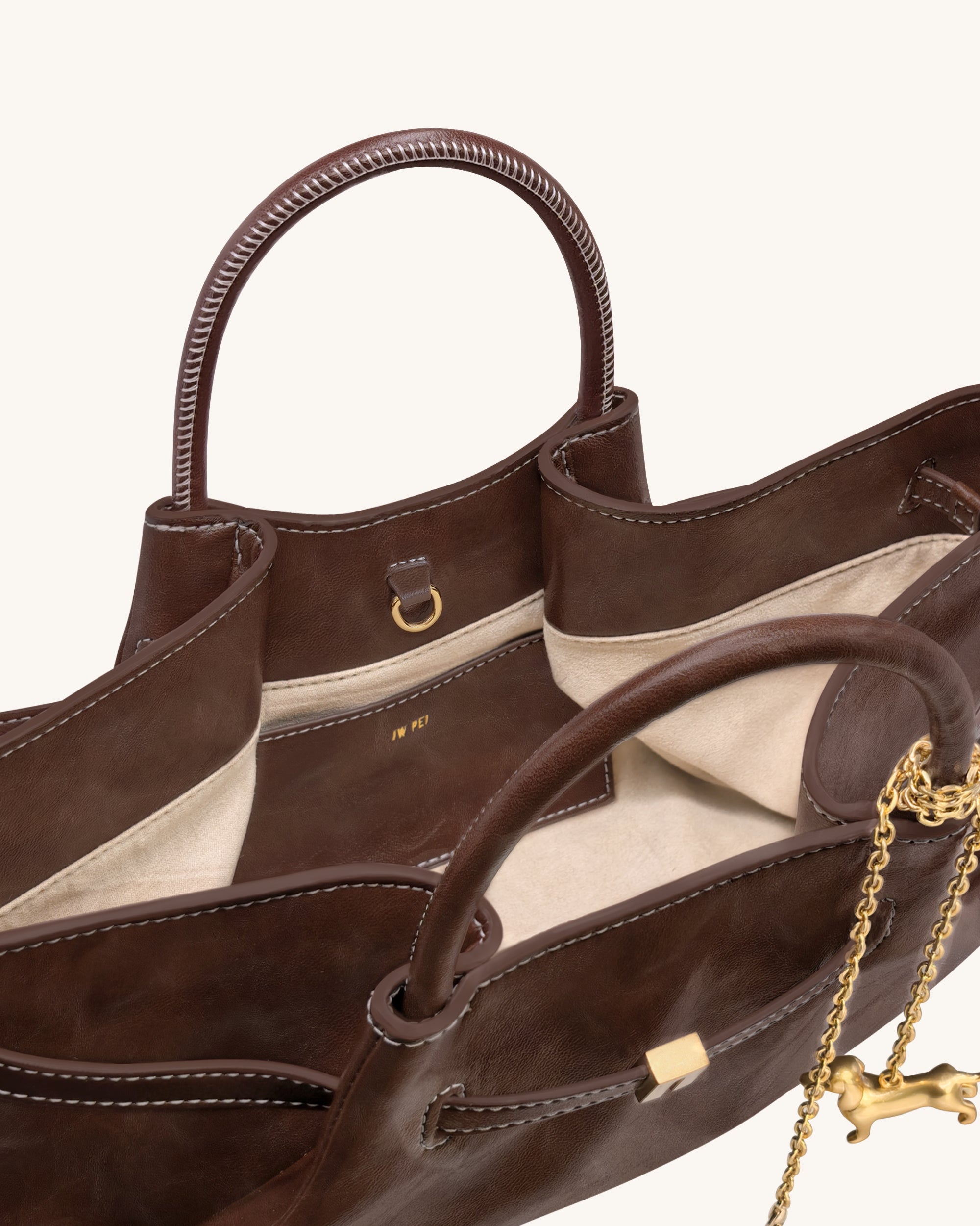 Maeve Dachshund Metal Charm Tote Bag - Dark Brown - JW PEI LATAM